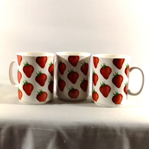 Set of Three Strawberry Pattern Coffee / Tea Mugs by Gourmet Village Canada - Picture 1 of 3